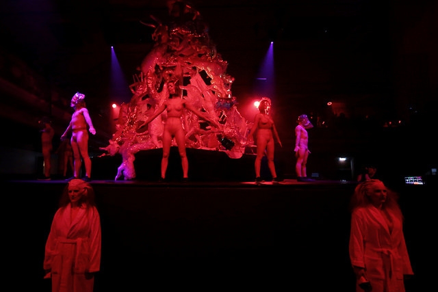 bringing-dark-mofos-blacklist-party-home-body-image-1435031580